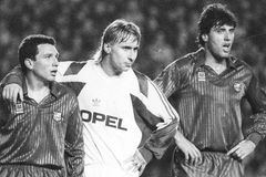 Den, kdy Sparta vyzrála na Barcu. Giganta skolil Siegl, Koeman jen posílal malé domů