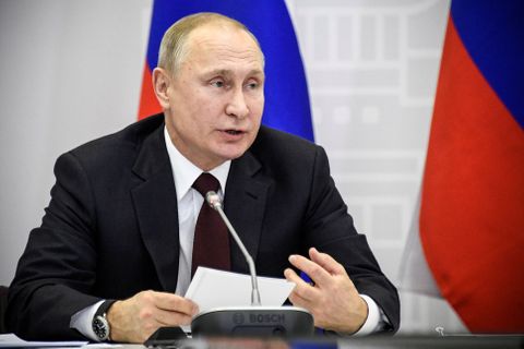 Putin před schůzkou s Abbásem telefonoval s Trumpem. Palestina odmítá s USA spolupracovat