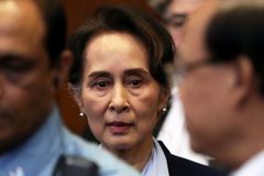 Žaloba Barmy kvůli Rohingům je neúplná a zavádějící, řekla Su Ťij u soudu v Haagu