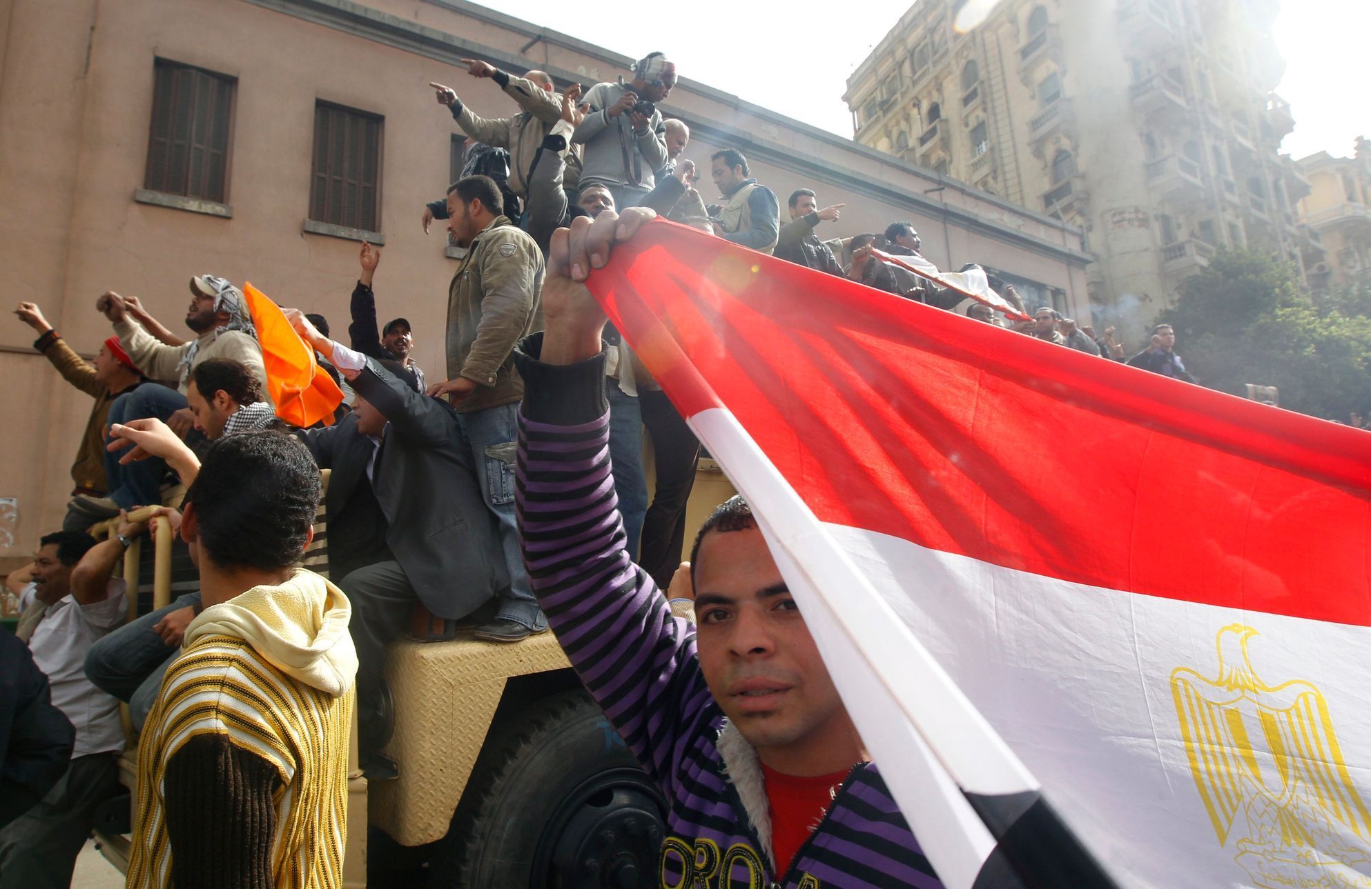 Egyptské protesty pokračují i přes zákaz vycházení