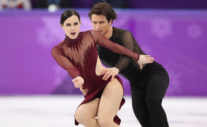 Kanaďané Tessa Virtueová a Scott Moir v tancích na ledě na ZOH 2018