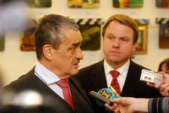Bursík: Auditu Čunka chybí důkaz, Schwarzenberg zůstane