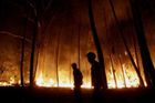 Austrálii pohlcují rozsáhlé lesní požáry