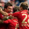 Bayern Mnichov se raduje z branky Mandžukiče
