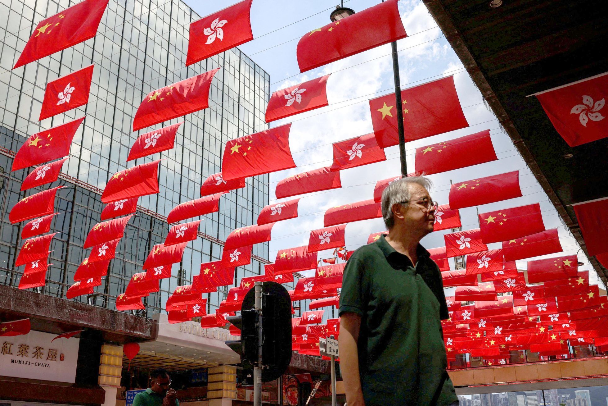 Čína, Národní den, Hong Kong, Mao Ce-tung, vojenská přehlídka, dovolené státní svátek, oslava, zlatý týden