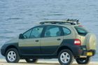 Ještě před tím, než byla oplastovaná MPV a kombi v módě, přišel Renault se Scénicem RX4. Na rozdíl od pozdějšího Scénicu Xmod měla RX4 také pohon všech kol, který pomáhala vyvinout rakouská firma Steyr Puch. Po třech letech výroba v roce 2003 skončila.
