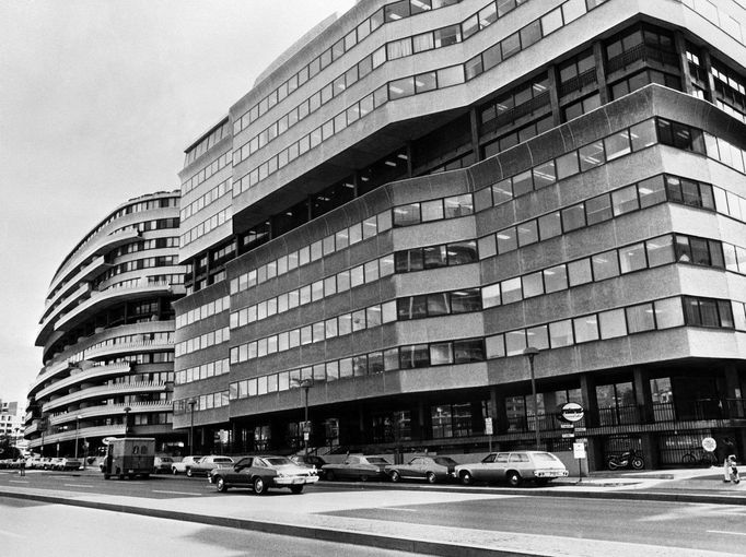 Před 50 lety se začala v roce 1972 odvíjet kauza Watergate, která později donutila k rezignaci amerického prezidenta Richarda Nixona.