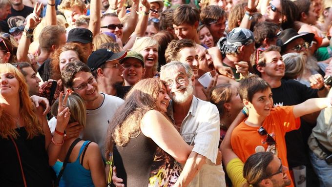 Český Woodstock se letos přejmenoval na Trutnoff.