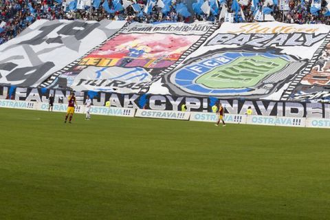 SL, Baník-Dukla: loučení s Bazaly - choreo