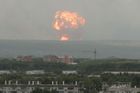 V Rusku vybuchl sklad munice, záchranáři evakuují stotisícové město Ačinsk
