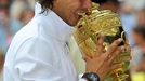 Rafael Nadal s vítěznou trofejí