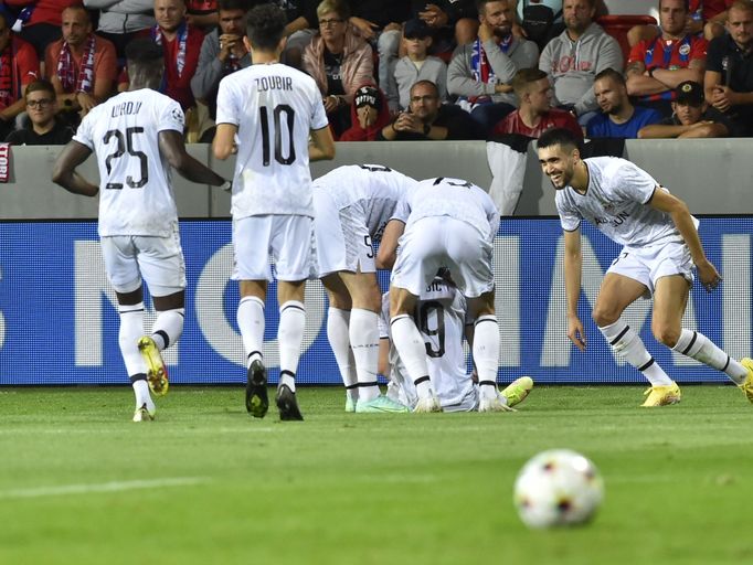 Radost hráčů Karabachu v odvetě 4. předkola LM Plzeň - Karabach