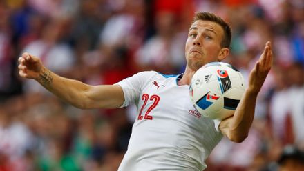 Turci jsou nejslabší tým. Proti nim máme za Rosického dobrou náhradu, věří Straka