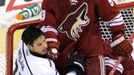 Střet Nolana a Morisse v zápase Phoenix Coyotes - LA Kings