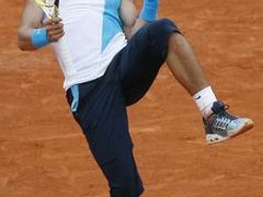 Rafael Nadal během semifinále na French Open