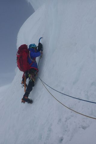 Martin Ksandr při pokusu o prvovýstup na Sugulu Peak (2017)