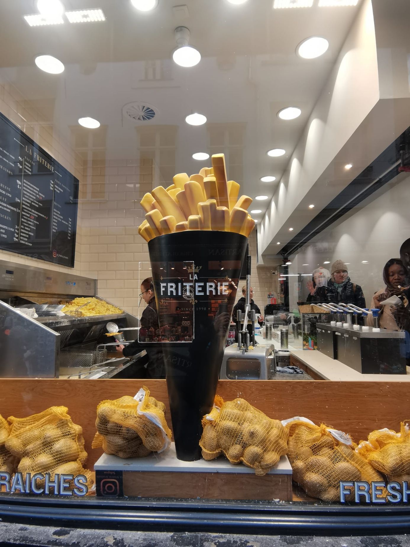 brusel reportáž hranolky pralinky jídlo architektura