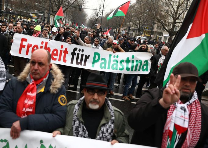 Propalestinské protesty v Berlíně