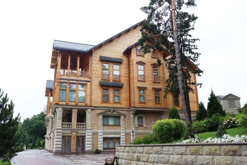 Rezidence exprezidenta Janukovyče