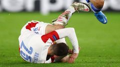 Youri Tielemans a Jakub Hromada v odvetě  2. kola  Evropské ligy Leicester  - Slavia