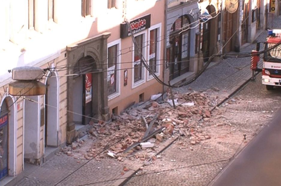 Zřícená část domu v Olomouci zabila důchodkyni