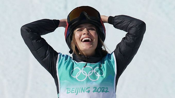 Akrobatická lyžařka Eileen Ku.