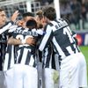 Fotbalisté Juventusu slaví gól v utkání proti Nordsjaellandu v Lize mistrů 2012/13.
