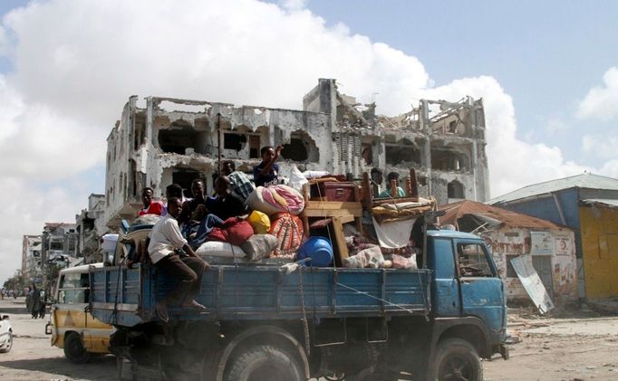 Radikálové z islamistického hnutí Šabáb útočí i v hlavním městě Somálska Mogadišu.