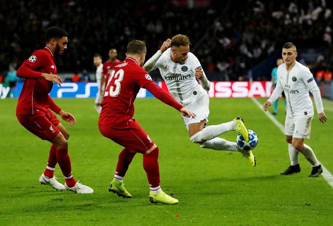 fotbal, Liga mistrů 2018/2019, Paris St. Germain - Liverpool, Neymar a jeho parádní trik