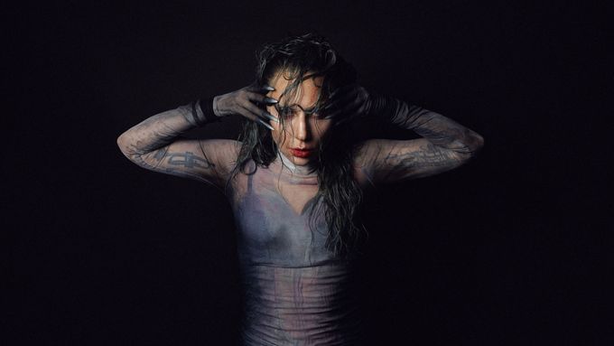 Lady Gaga vydala nové album s názvem Mayhem.
