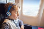 Jak cestovat s dětmi? 10 tipů, jak zorganizovat let