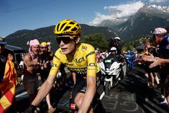 Patnáctou etapu Tour de France vyhrál Poels, Vingegaard udržel žlutý trikot