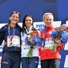 Eva Vrabcová-Nývltová (vpravo) na stupních vítězů po maratonu na ME v atletice v Berlíně 2018