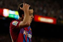 Barcelona doma prohrála potřetí v řadě, Vallecano vedení ze sedmé minuty ubránilo