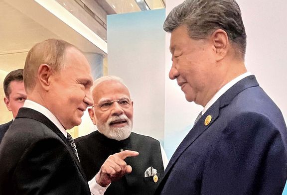 Ruský prezident Vladimir Putin, indický premiér Nárendra Módí a čínský prezident Si Ťin-pching na summitu v čínském přístavním městě Tchien-ťin.