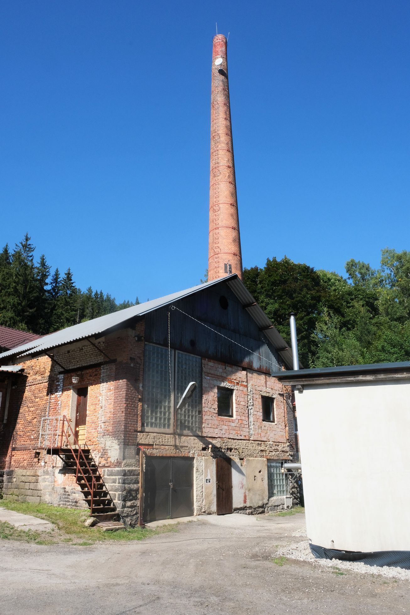 Smržovka - továrna