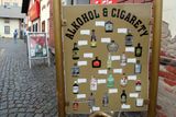 V Holešovické tržnici v Praze je jediný stánek nabízející alkohol.