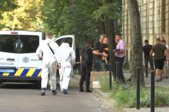 Ukrajinci zveřejnili video z vraždy: střílel osmkrát a zezadu. Stopy vedou do Ruska