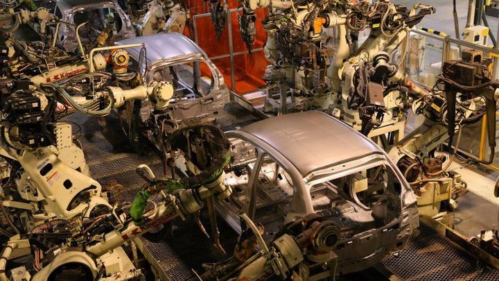 Automobilový průmysl se v Evropě téměř zastavil. TPCA přestane vyrábět už dnes