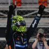 Lando Norris z McLarenu slaví titul mistra světa F1 2025