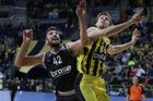 Basketbalistům Fenerbahce bez zraněného Veselého unikl turecký titul