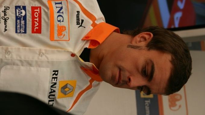 Míří Fernando Alonso do Renaultu?