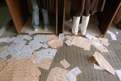 V Katalánsku začaly regionální volby, vyhrát mohou separatisté