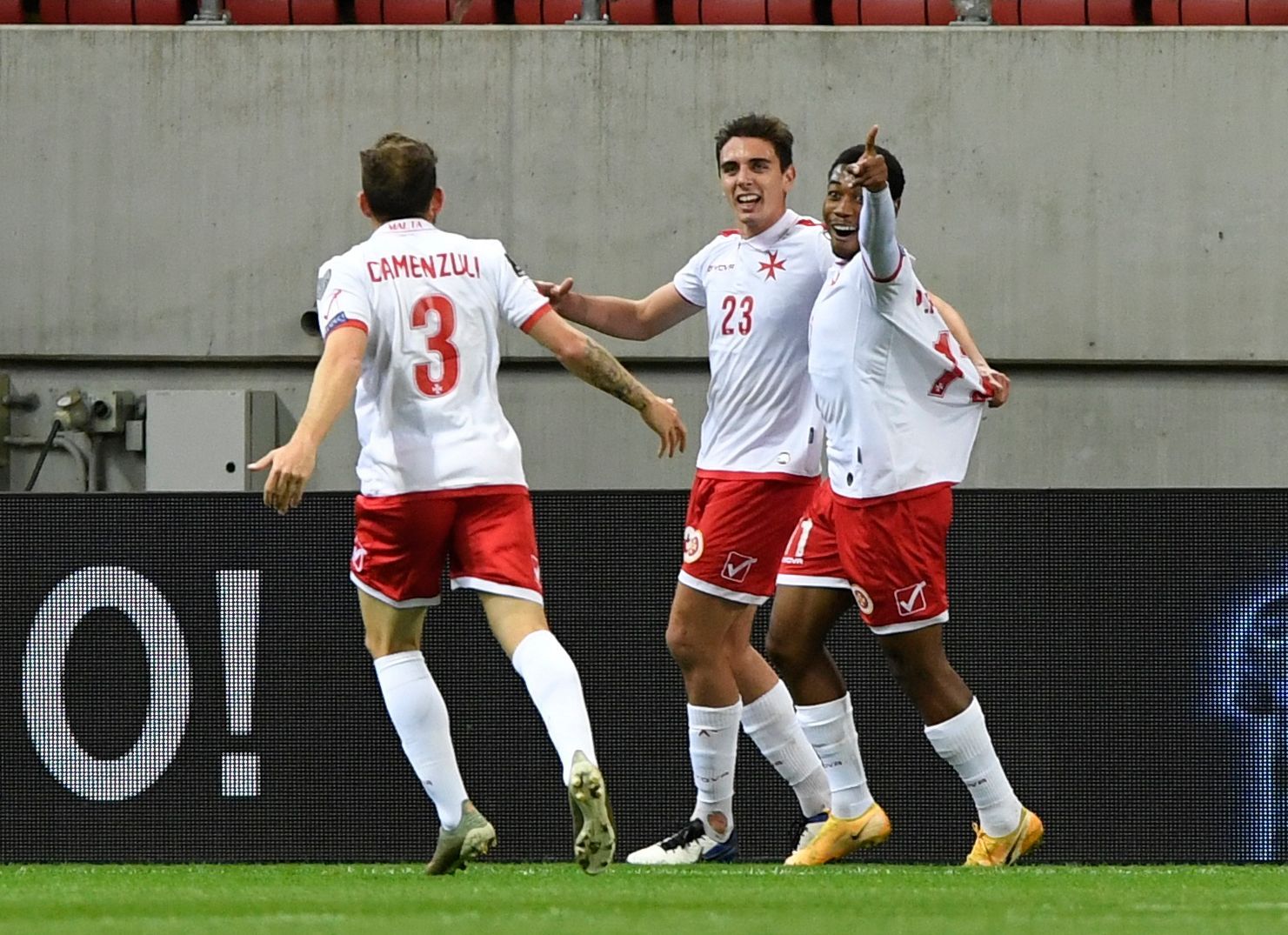 Radost hráčů Malty v zápase kvalifikace MS 2022 Slovensko - Malta
