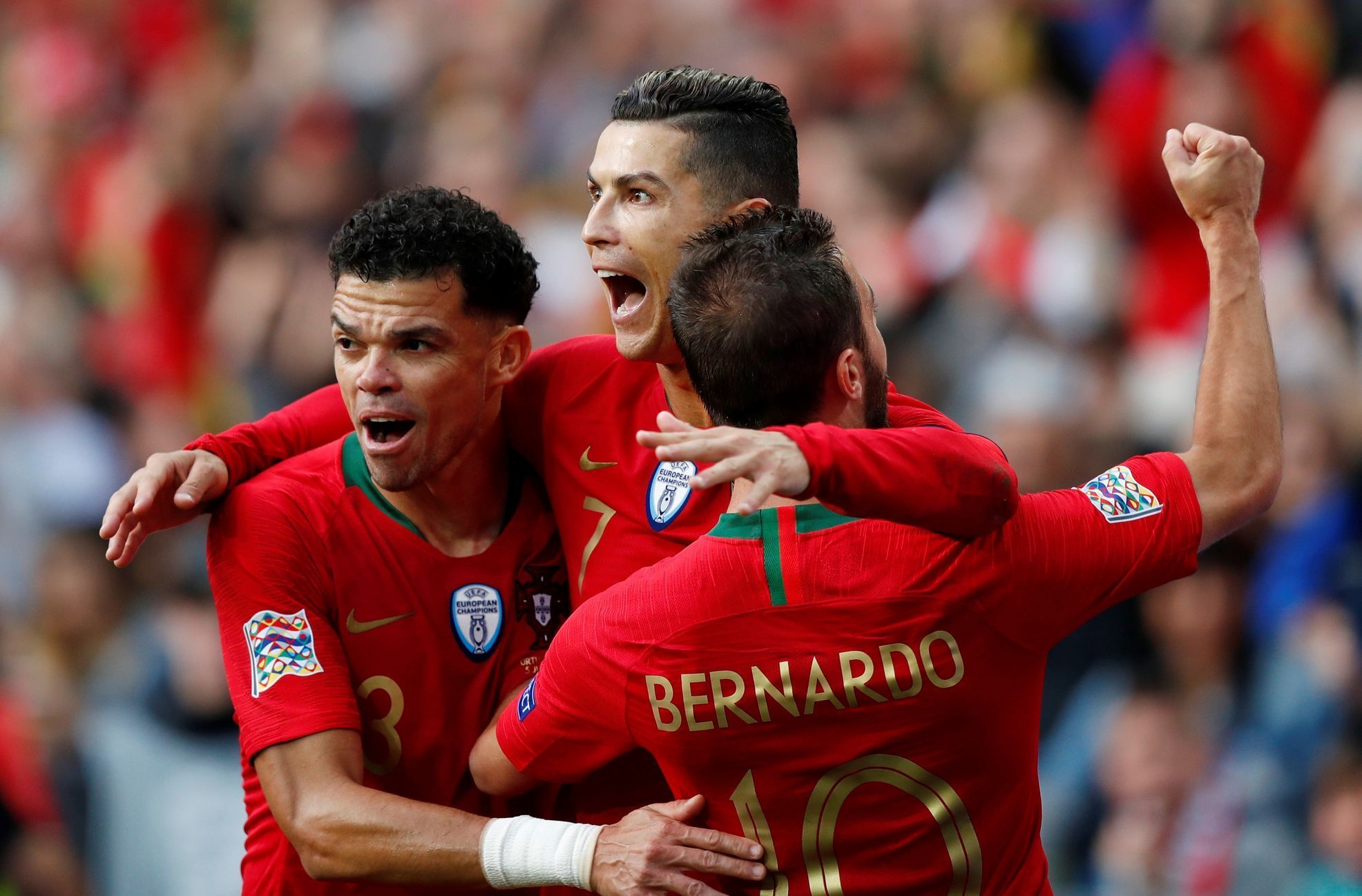 Cristiano Ronaldo slaví branku v Lize národů 2019