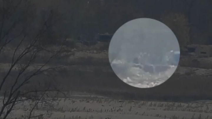 "Neuvěřitelný zásah." Ukrajinskému vojákovi se povedlo to, co nikomu před ním