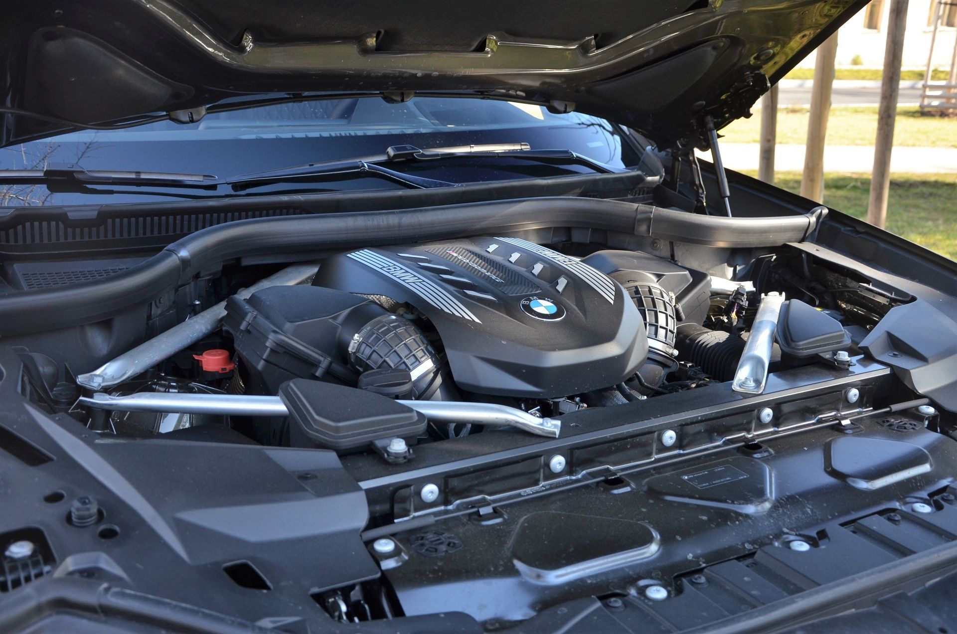 BMW X6 M50i 2019 2020