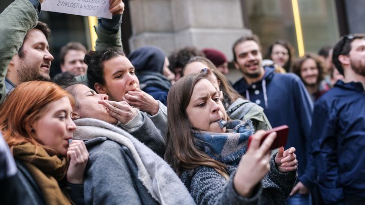 Po roce studenti opět "vyjdou ven". Nejsme k současnému dění lhostejní, vzkazují