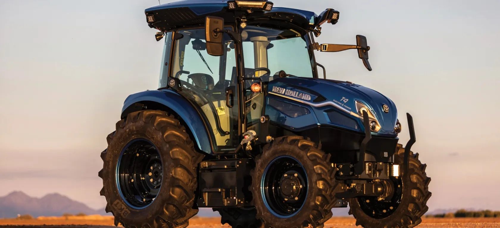 New Holland T4