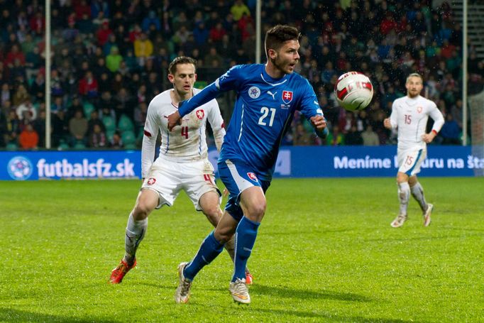 Slovensko-ČR:  Michal Ďuriš (21) - Mario Holek (4)